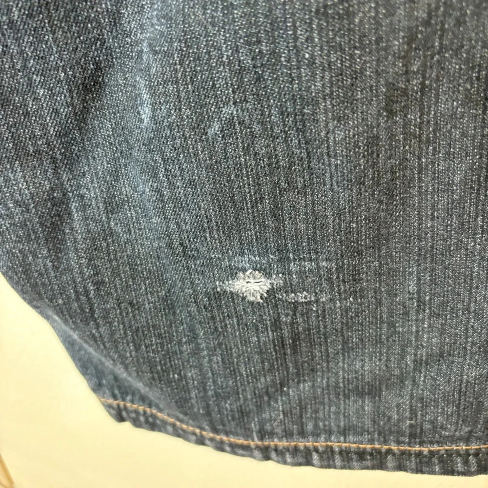 Crown Holder Embroidered Dark Wash Jeans‎ Size 38 Crest & Royal Embellishments